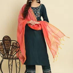 VredeVogel Floral Yoke Design Thread Work Straight Kurta With Trousers & Dupatta-picture-43