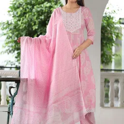 PARTHVI Women Printed Regular Thread Work Kurta with Trousers & With Dupatta-31