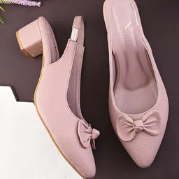 XE Looks Block Sandals with Bows-32