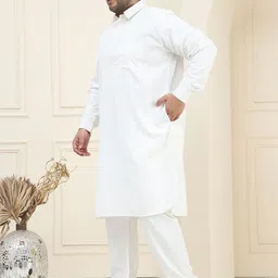 SOJANYA PLUS Men Regular Kurta with Pyjamas image 4