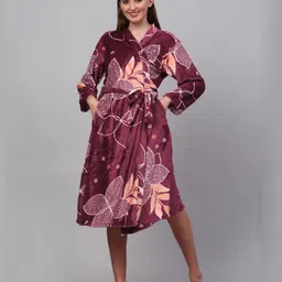 KLOTTHE Maroon & Rust Floral Printed Woolen Bath Robe With Belt-image-117