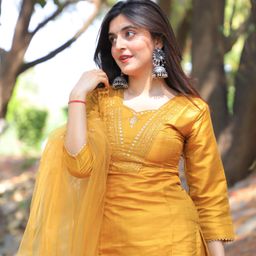 Twika Yoke Design Regular Mirror Work Kurta with Trouser & Dupatta image 4