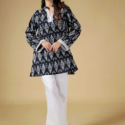 BEOM Ethnic Motifs Printed Mandarin Collar Pure Cotton Tunic With Palazzos-9
