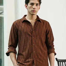 Campus Sutra Comfort Abstract Printed Spread Collar Cotton Casual Shirt-picture-6