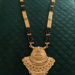 V.K.PAYAL.JEWELLERY Gold-Plated Artificial Stones Studded & Beaded Mangalsutra-picture-45