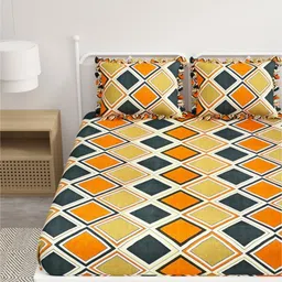 DREAM WEAVERZ Yellow & Red Geometric 260 TC King Bedsheet with 2 Pillow Covers-23