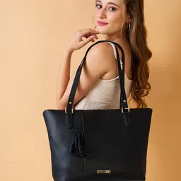 DressBerry X CAPRESE Scotty Black Tote Bag-27