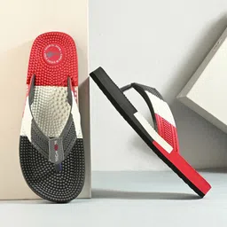 FOOTUP Men Colourblocked Thong Flip-Flops-image-52