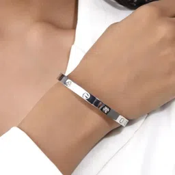 V FASHION JEWELLERY Women Silver-Plated Kada Bracelet-18