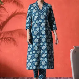 Sangria Floral Printed Notch Neck Pure Cotton Straight Kurta With Trouser-image-96