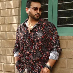 Instafab Plus Men Comfort Opaque Printed Casual Shirt-image-47