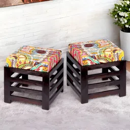 IkiriyaSet of 2 Sheesham Stools in Dark Mahagony Finish with Israel Print Kantha Cushion-28