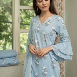 HERE&NOW Floral Printed Regular Thread Work Straight Kurta with Trousers & Dupatta image 3