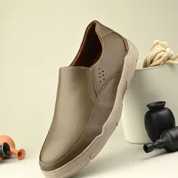 Egoss Men Leather Lightweight Loafers-image-39