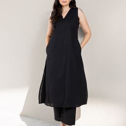 Sunoh Studio Thread Work V-Neck A-Line Kurta-image-69