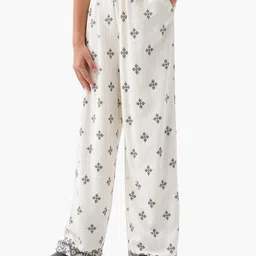 Juniors by Babyshop Girls Cotton Mid-Rise Printed Trousers-image-51