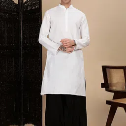 House of Pataudi Men Cotton Casual Straight Kurta-picture-51