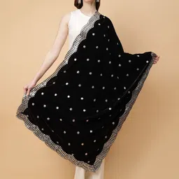 Moda Chales Embroidered Velvet Dupatta with Sequinned-image-7