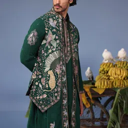 KALPRAAG Men Floral Embroidered Regular Sequinned Kurta with Trousers & With Dupatta image 2