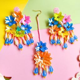 Sangria Gold-Plated Stone-Studded & Beaded Jewellery Set-image-5