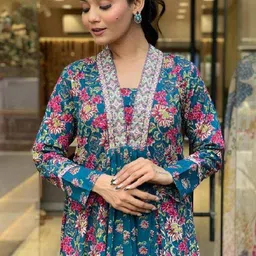 URMIR FASHION Women Floral Printed Tiered Thread Work Kurta with Trousers & With Dupatta-picture-29