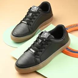 OFF LIMITS Men Lace-Up Contrast Sole Sneakers-27