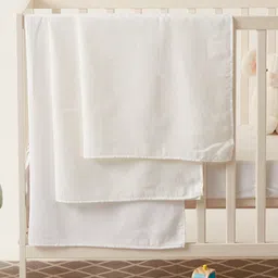 Juniors by Babyshop Infants 3-Piece White Muslin Blankets-picture-25
