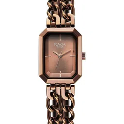 Titan Raga Showstopper Women Dial & Bracelet Style Straps Analogue Watch 95283QM01-13