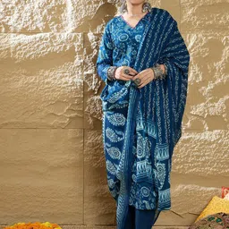 Indo Era Women Paisley Printed Regular Thread Work Pure Cotton Kurta with Trousers & With Dupatta-picture-9