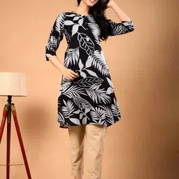NAMA'S Floral Printed Round Neck A-Line Short Kurta-picture-31