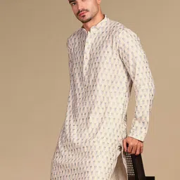 Sanwara Men Geometric Embroidered Sequinned Kurta-image-37