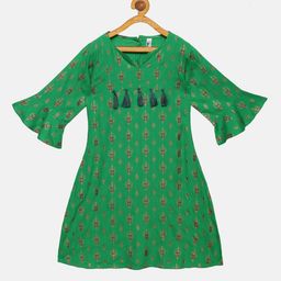 KiddoPanti Girls Green Ethnic Motifs Bell Sleeves Gotta Patti Kurta-image-63