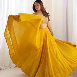 LABELKBBRAND Embroidered Thread Work Ready to Wear Lehenga & Blouse With Dupatta image 3