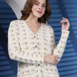 Juelle Women Abstract Printed V-Neck Woollen Cardigan-14