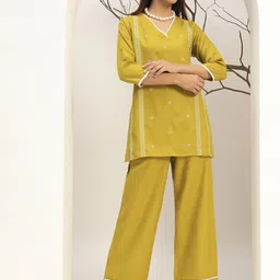 Bani Women Lime Green Color V-Neck Casual Tunic With Trouser Co-Ords Set-image-35