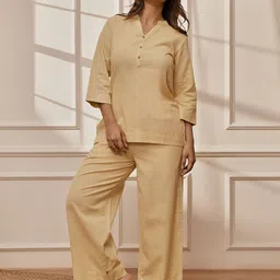 VASTRAMAY Mandarin Neck Relaxed Fit Top With Trousers Co-Ords-image-5