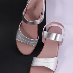 DressBerry Block Sandals-picture-14
