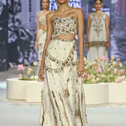 Payal Singhal Embroidered Mukaish Ready to Wear Lehenga &-image-93