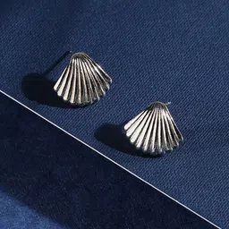 DressBerry Silver-Plated Seashell Studs-23