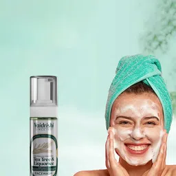 Vaidrishi Tea Tree & Liquorice Anti Acne Face Wash For Glowing Skin - 150 ml-50