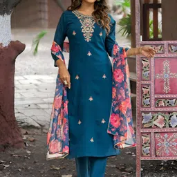 Navlik Floral Embroidered Round Neck Straight Thread Work Kurta With Trousers & Dupatta-picture-5