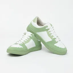Snitch Men Green Solid Lace-Ups Perforations Sneakers-picture-36