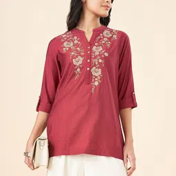 RANGMANCH BY PANTALOONS Mandarin Collar Embroidered Tunic-15