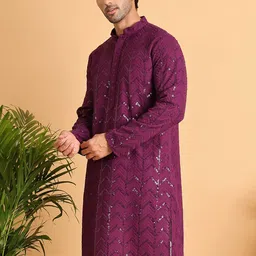 Jompers Men Leheriya Embroidered Sequinned Kurta-image-44