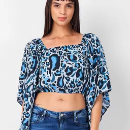 IZEL Animal Print Flutter Sleeve Crop Top-7