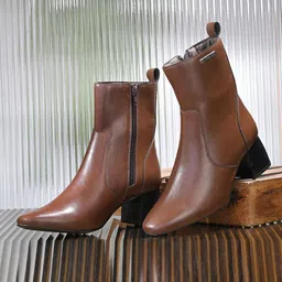 El Paso Women Block-Heeded Chelsea Boots-49