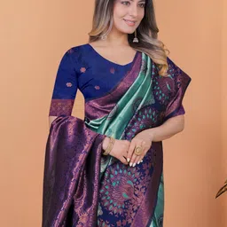 DIVASTRI Ethnic Motifs Zari Silk Blend Banarasi Saree-picture-41