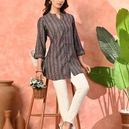 Sangria Mandarin Collar Printed Ethnic Tunic-picture-13