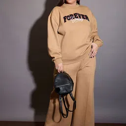 SASSAFRAS Curve Plus Size Embroided Drop Shoulders Sweatshirt With Sweatpants-image-57