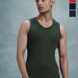 The Roadster Lifestyle Co Pack Of 3 Assorted Cotton Basic Vest-image-33